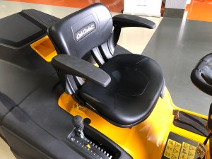 Садовый трактор Cub Cadet XT3 QR95