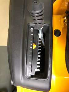 Садовый трактор Cub Cadet XT3 QR95