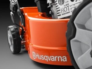 Газонокосилка бензиновая Husqvarna LC 551SP