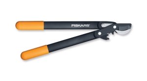 Сучкорез Fiskars L70 с загнутыми лезвиями